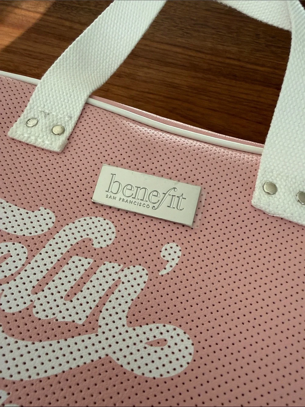 BENEFIT San Fransisco Weekender Makeup Travel Case